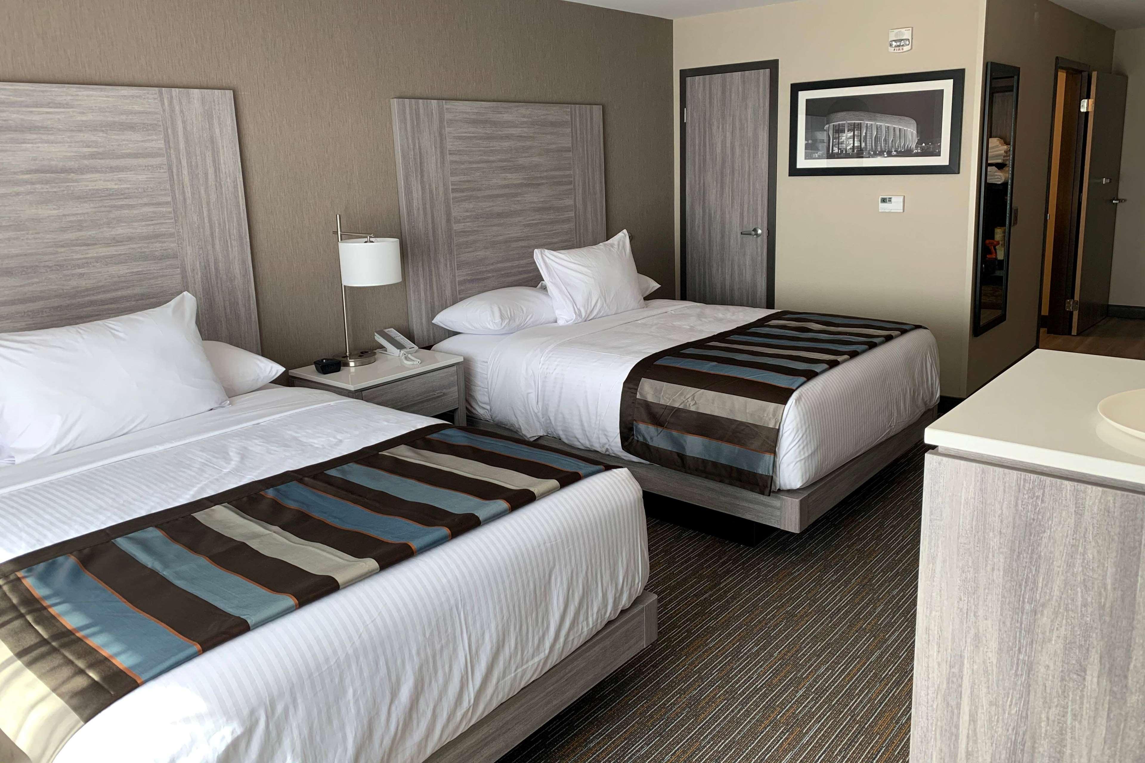 วินเกท บาย วินด์แฮม คานาทา เวสต์ ออตตาวา Hotel ภายนอก รูปภาพ
