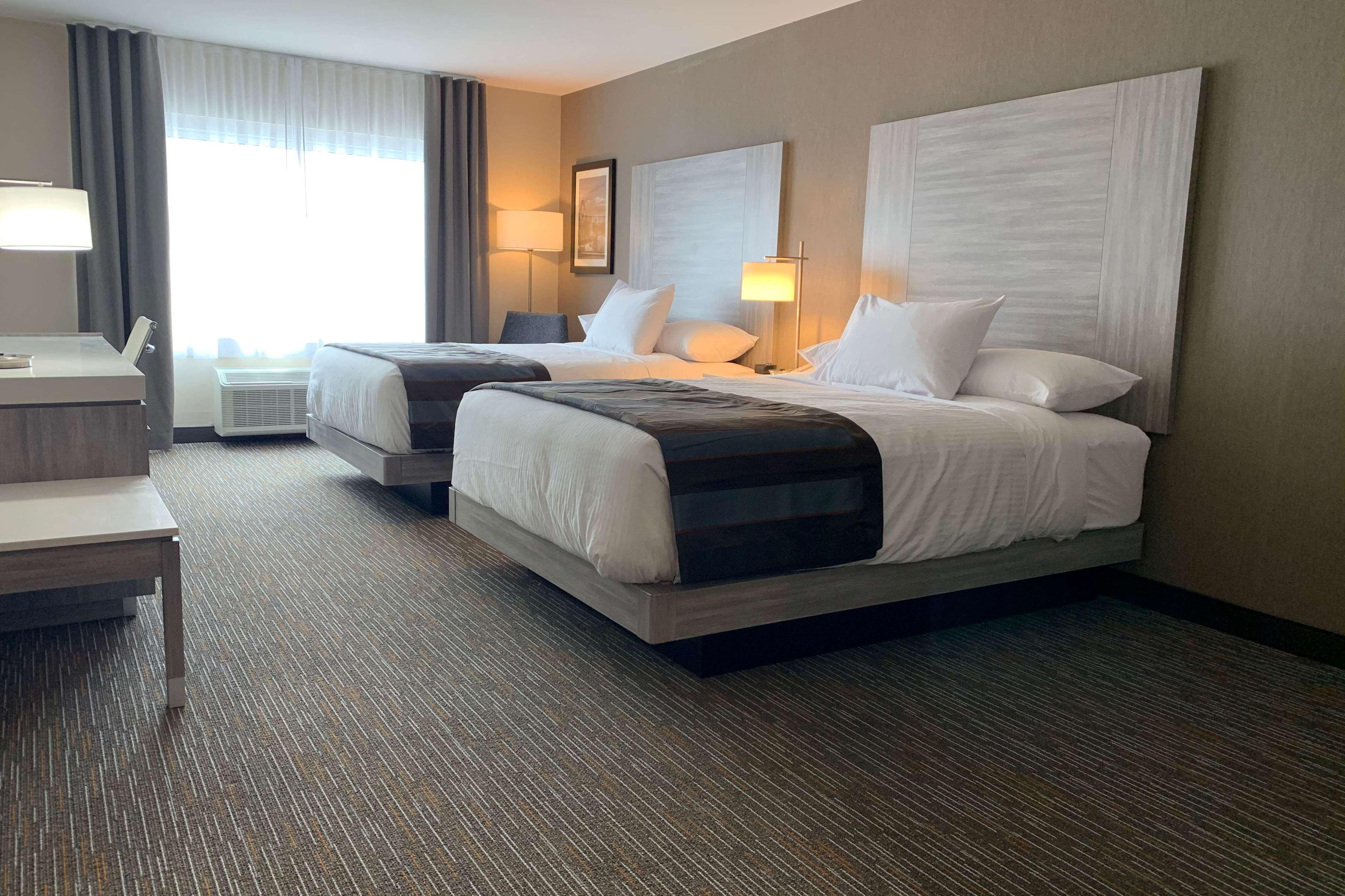 วินเกท บาย วินด์แฮม คานาทา เวสต์ ออตตาวา Hotel ภายนอก รูปภาพ